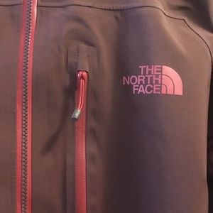 Men’s north face rain coat